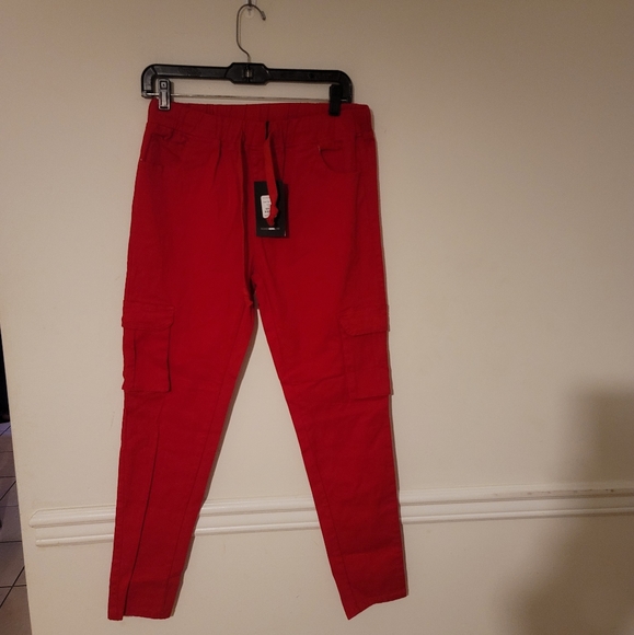 NEW Fashion Nova Cargo Pants 💋 - Picture 2 of 4